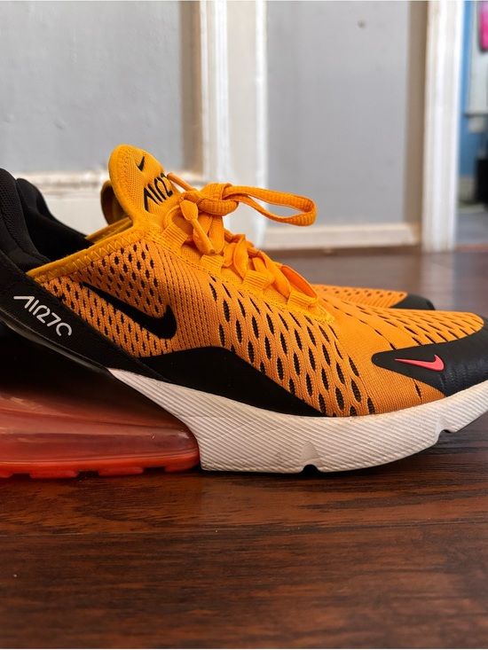 Nike Other - Nike university gold air max 270 size 5Y, W7